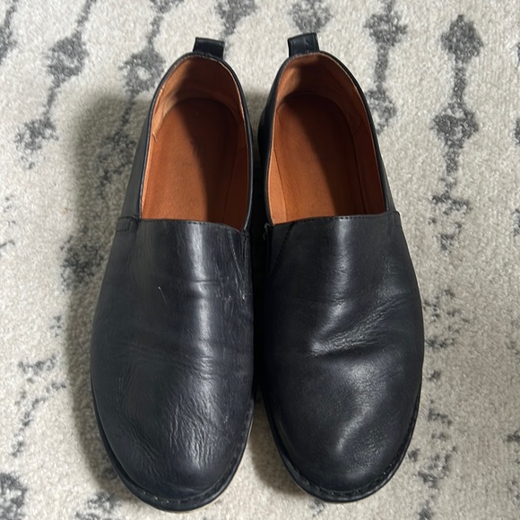 Mens Frye black loafer